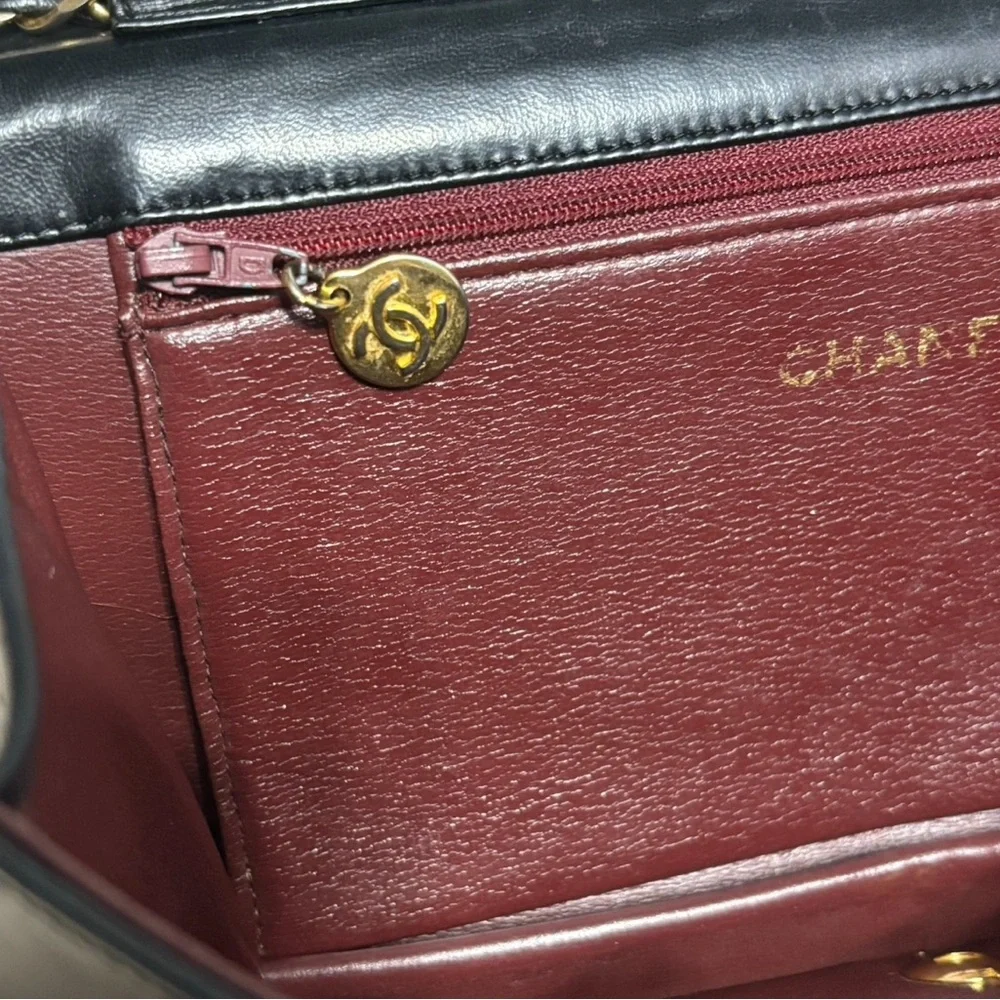 1989’ Vintage Black Lambskin Single Flap Shoulder Bag